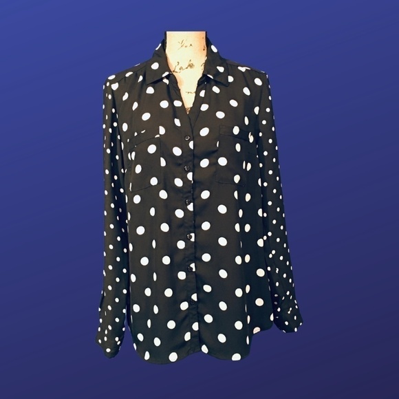 RELATIVITY Roll Tab Button Up Top Blouse, BLACK/WHITE POLKA DOT, Size M, NWOT - Picture 1 of 9